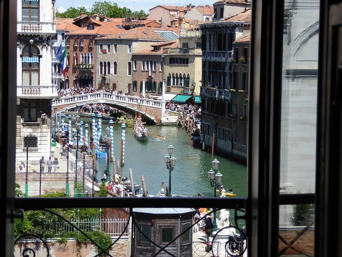 B&B Vista Sul Canal Grande Venedik Oda ve Kahvaltı